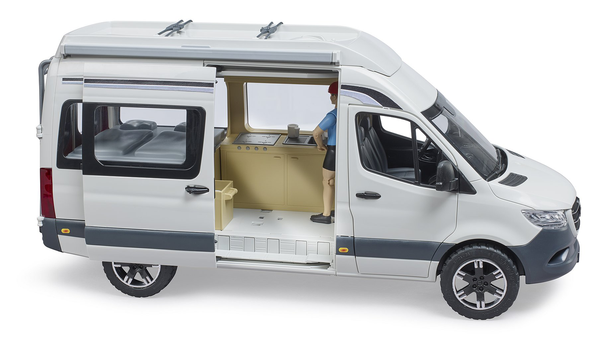 MB Sprinter Camper w/ Driver (02672)